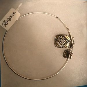 REMOVING LISTING SUNDAY ⭐️ Brighton Bangle